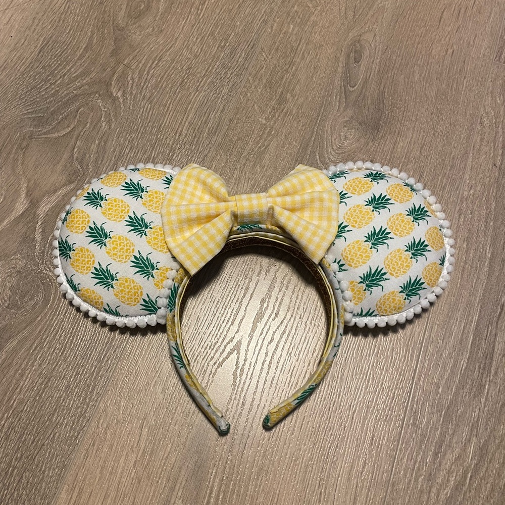 Handmade Minnie Mouse ears